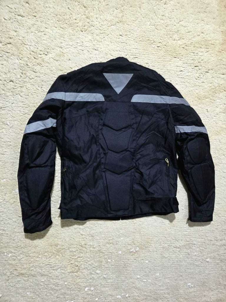 Veste et pantalon moto