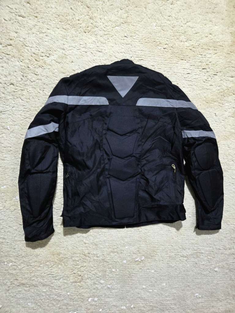 Veste et pantalon moto