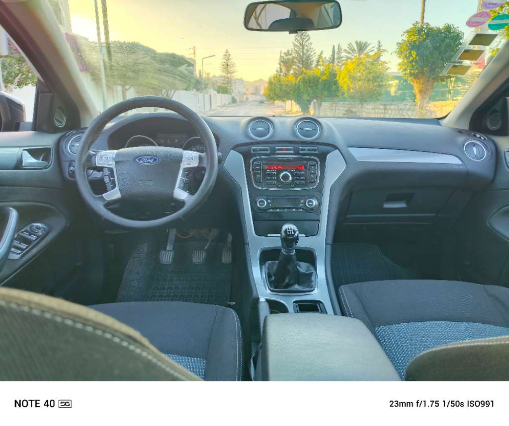 🚘 ford mondeo
