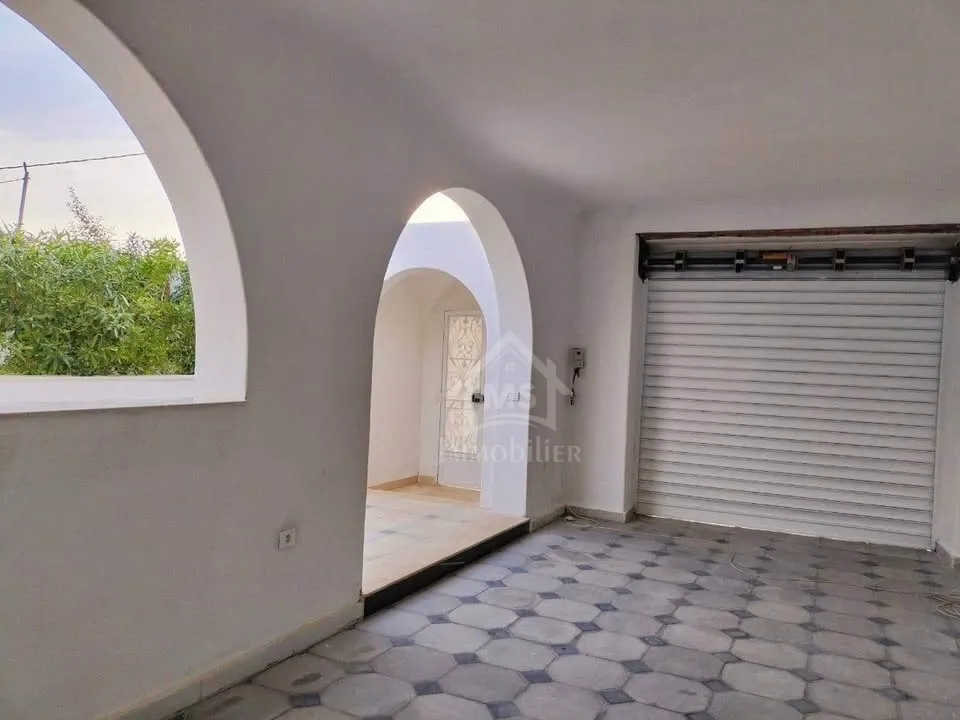 Villa toute neuve avec piscine à Hammamet Nord à vendre 51355351