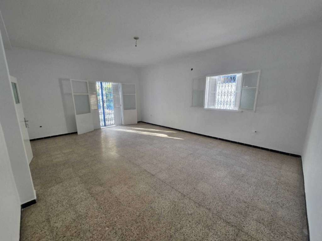 A vendre Villa S + 3 de 142 m² sur terrain 427 m²