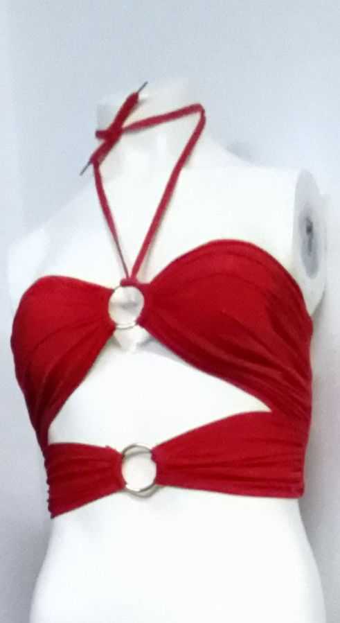 Tenues de plage : CROP TOP. TOP SHORT 