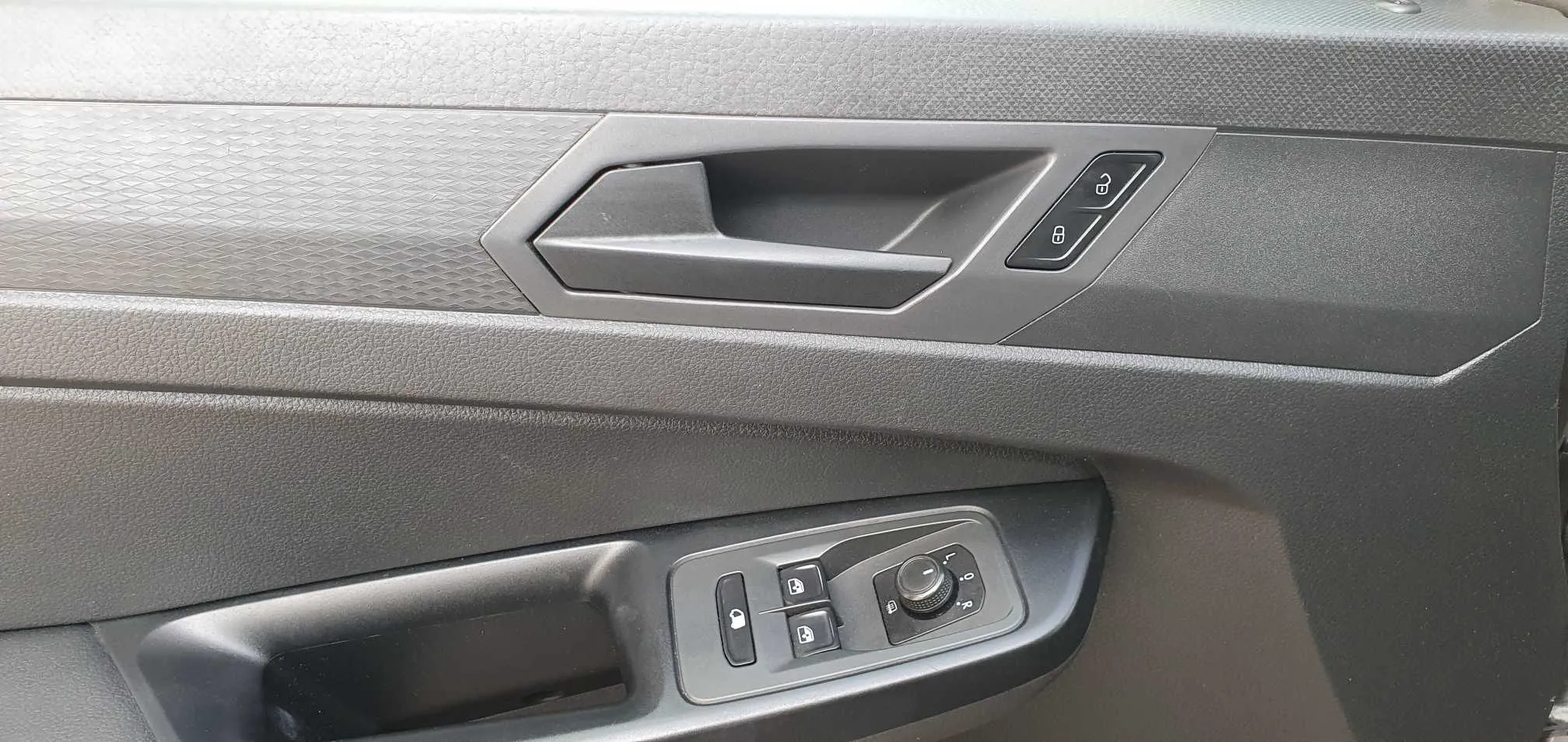 Volkswagen Caddy 8 Cargo – 80 000 KLM / 1ère main