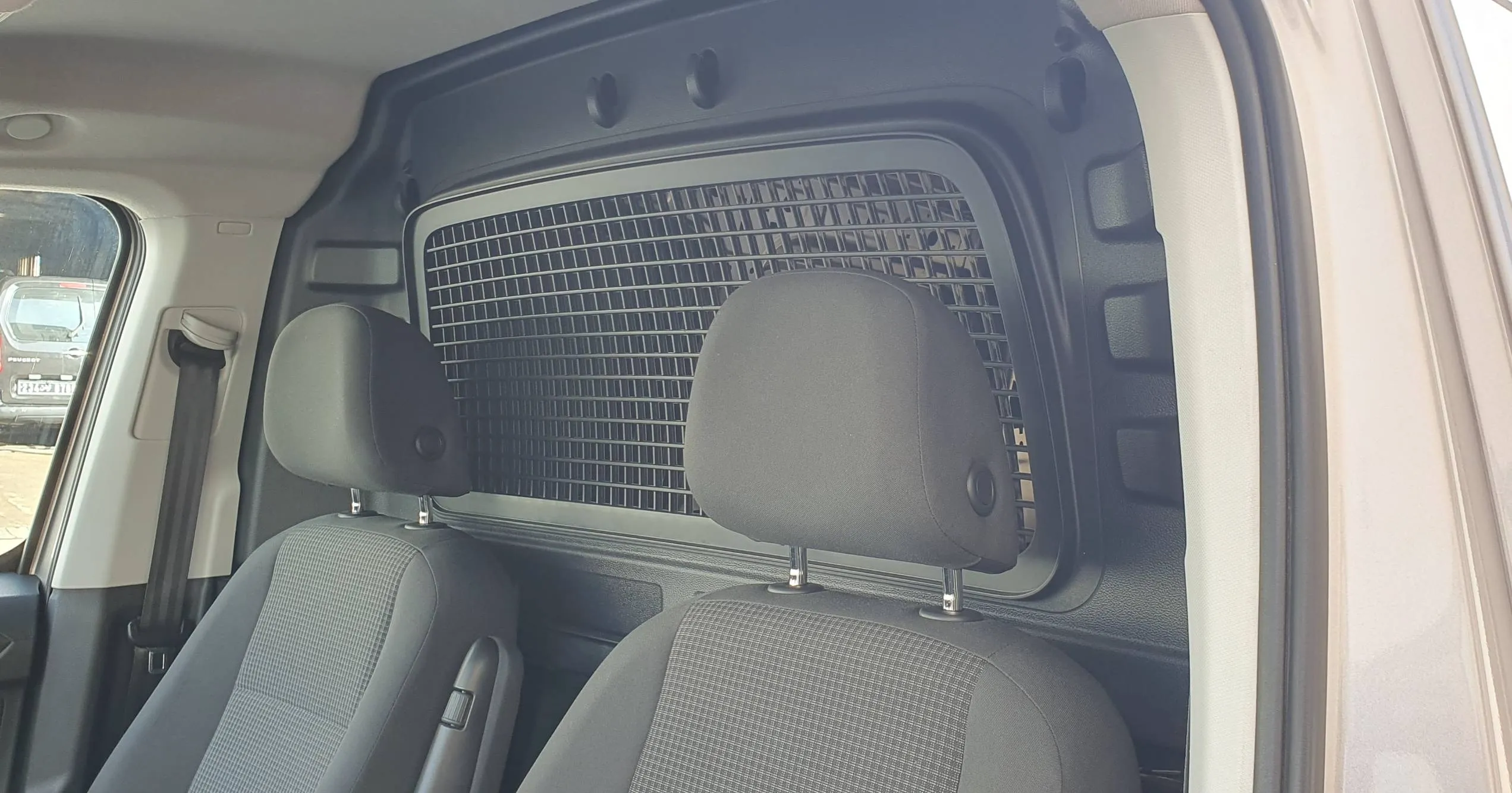 Volkswagen Caddy 8 Cargo – 80 000 KLM / 1ère main