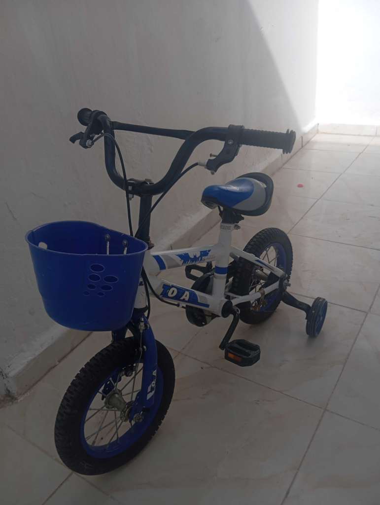 Vélo 16 pouces 