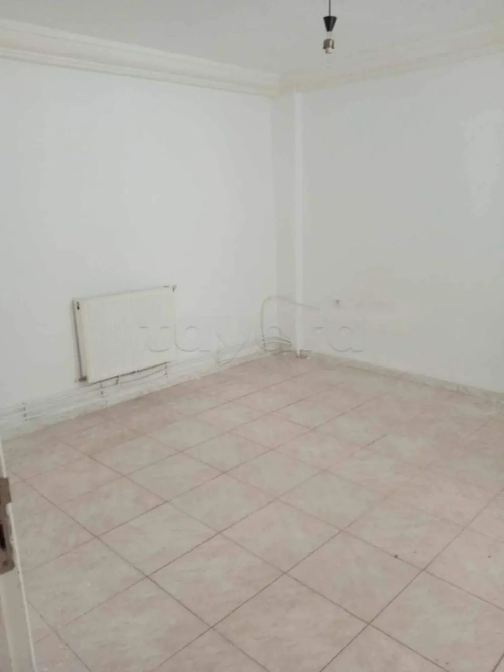 un studio s+2 au rdc a louer situé a Bardo Centre En face Adel Plus