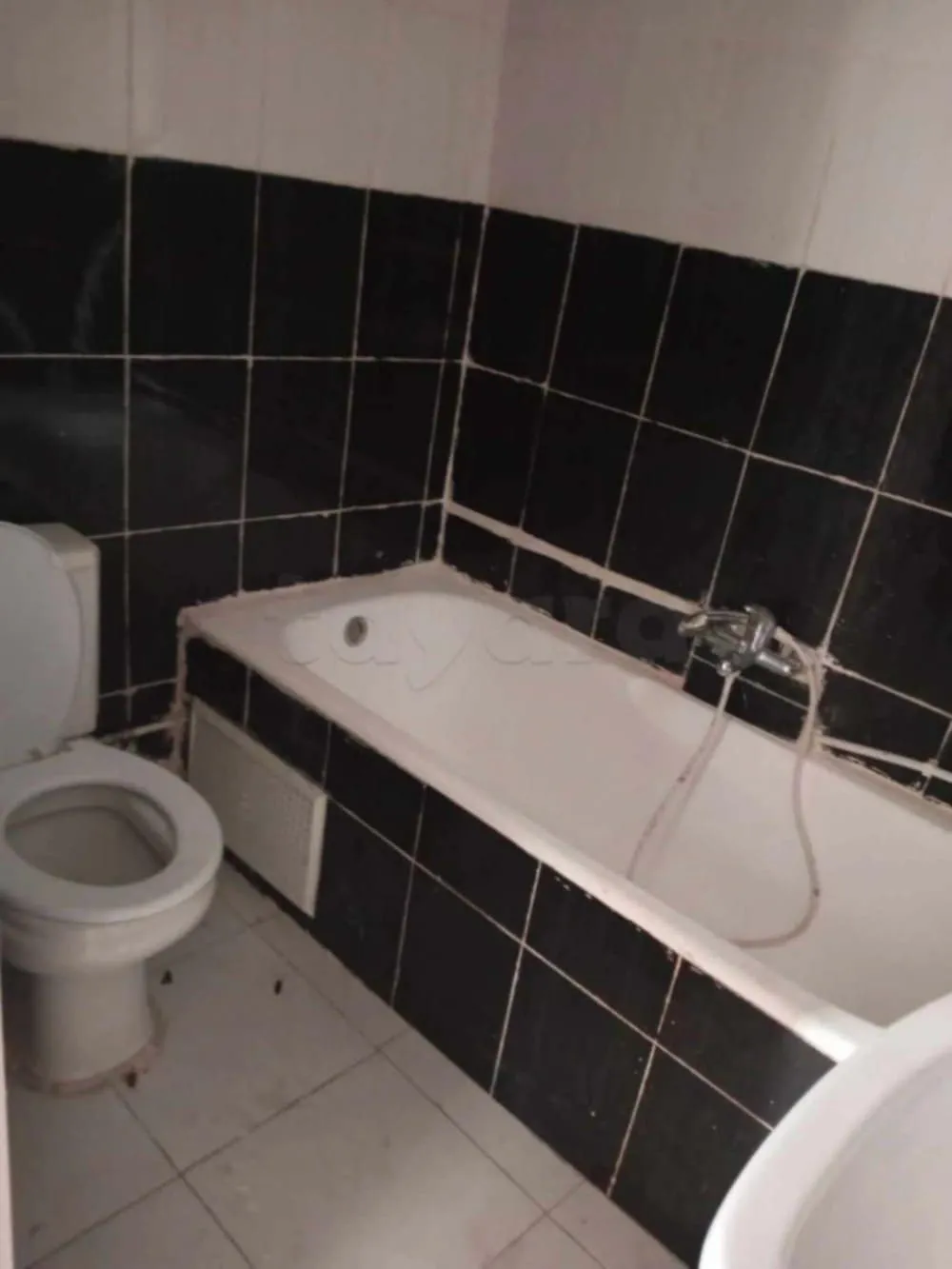 un studio s+2 au rdc a louer situé a Bardo Centre En face Adel Plus