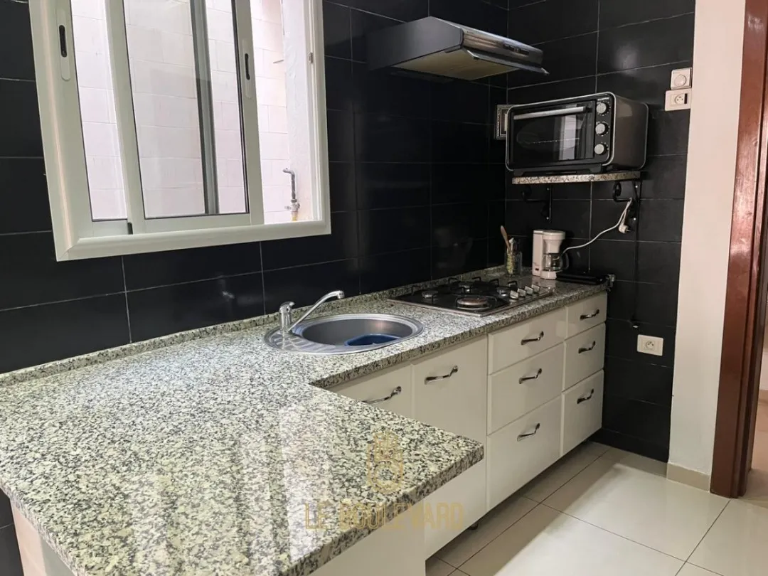 A Louer Etage de villa S+1 meublé au 1ér étage situé à AFH Nabeul