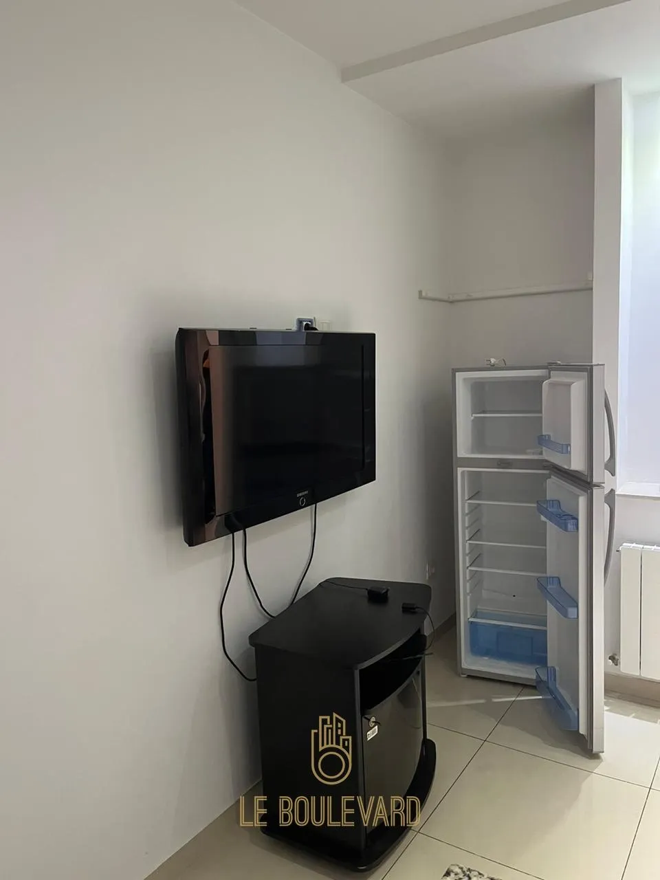 A Louer Etage de villa S+1 meublé au 1ér étage situé à AFH Nabeul