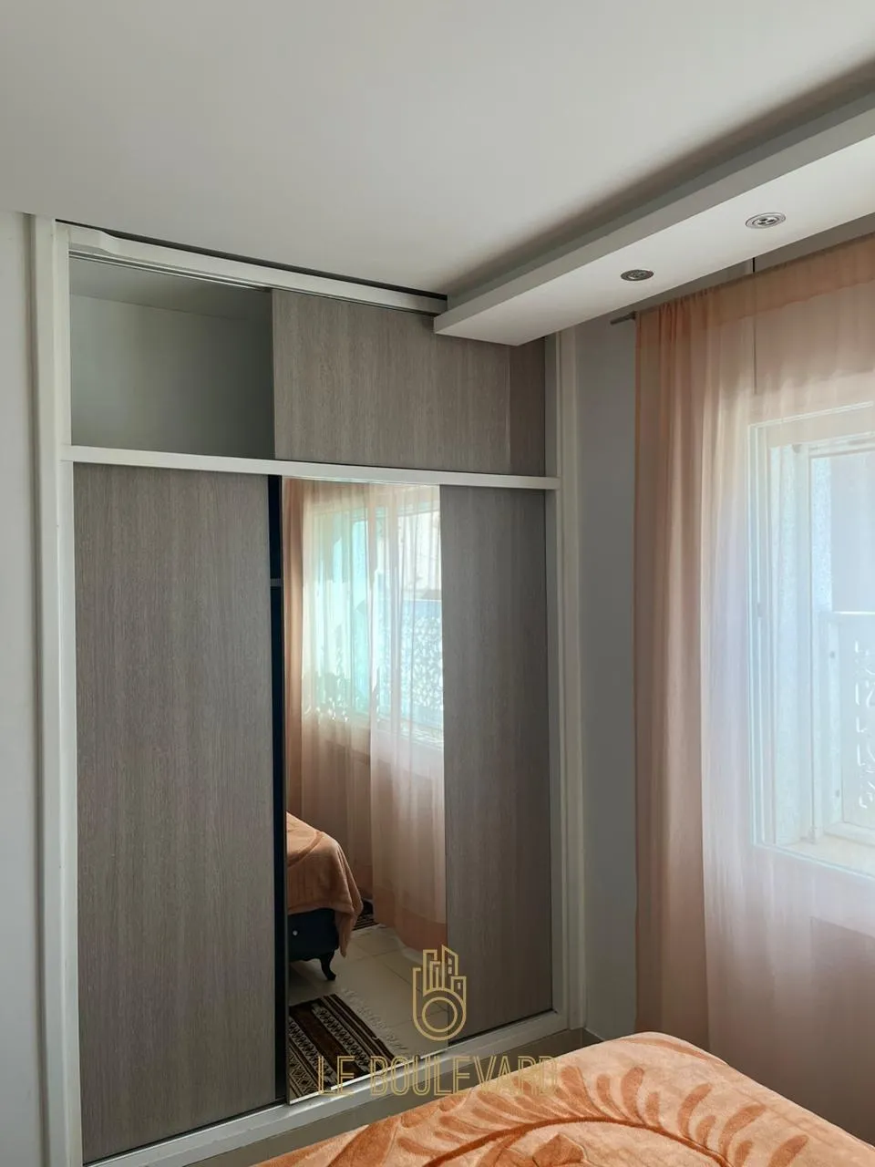 A Louer Etage de villa S+1 meublé au 1ér étage situé à AFH Nabeul