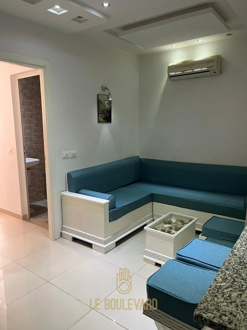 A Louer Etage de villa S+1 meublé au 1ér étage situé à AFH Nabeul