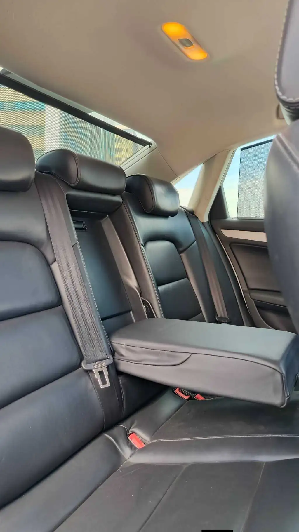 🚘 AUDI A4 2.0L TDI  1 ère main 