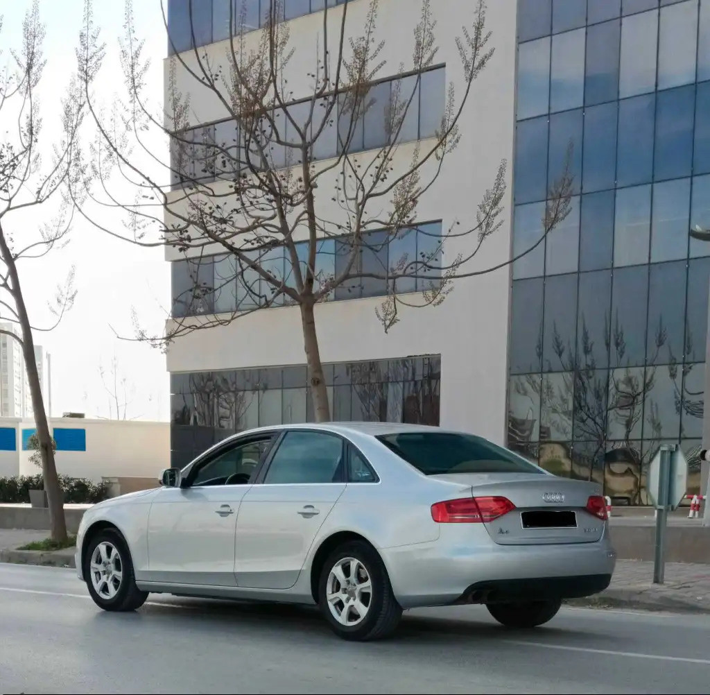 🚘 AUDI A4 2.0L TDI  1 ère main 