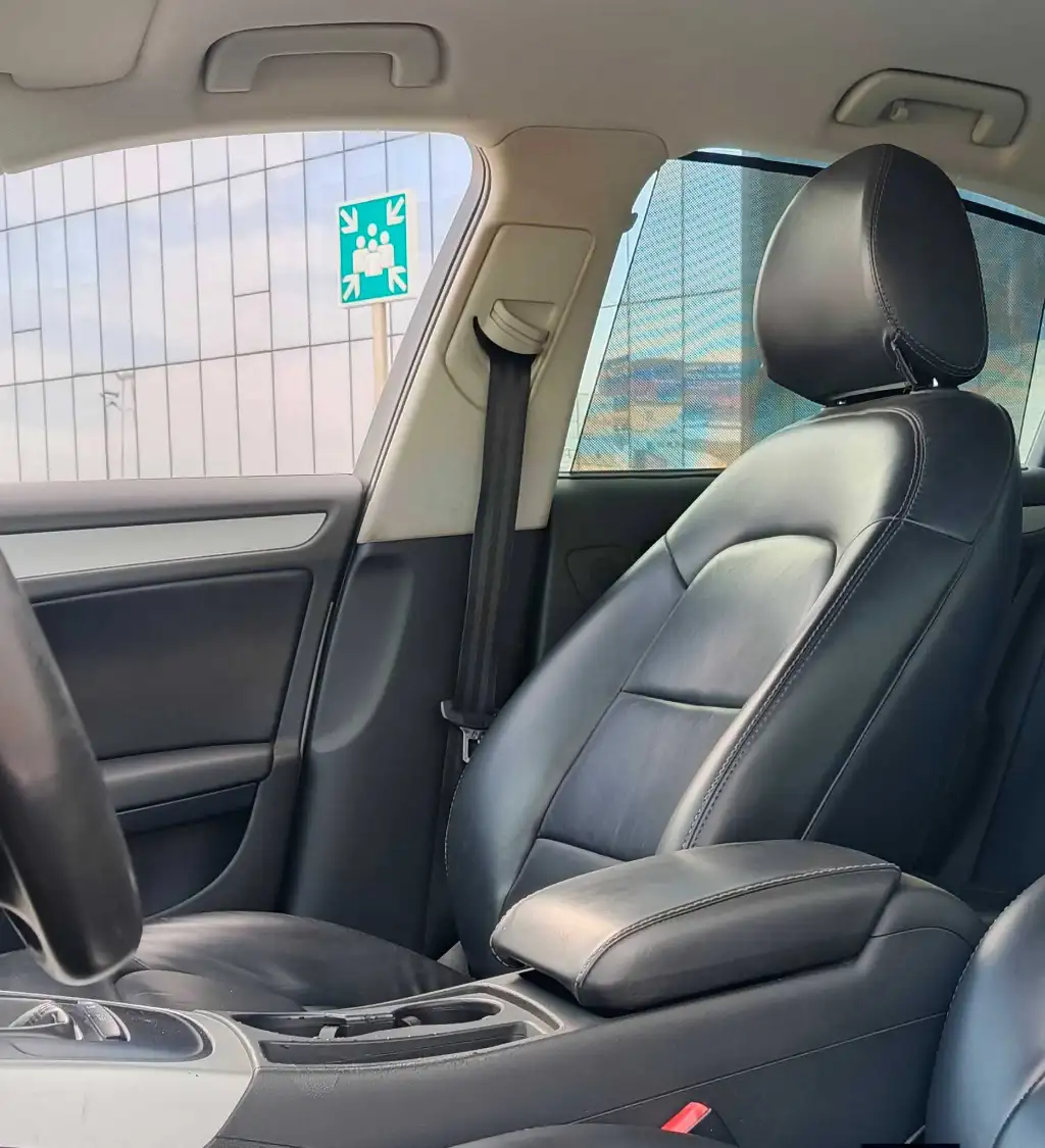🚘 AUDI A4 2.0L TDI  1 ère main 