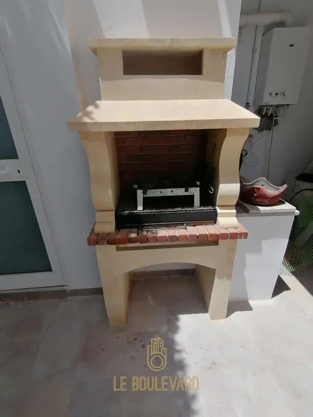 Location Estivale : Villa S+4 Haut Standing Avec Piscine à Hammamet Nord 