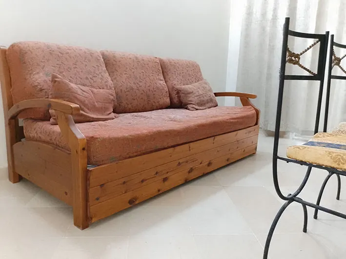 Appartement meublé à louer à Djerba Marina, avec vue sur mer et à proximité de toutes les commodités.