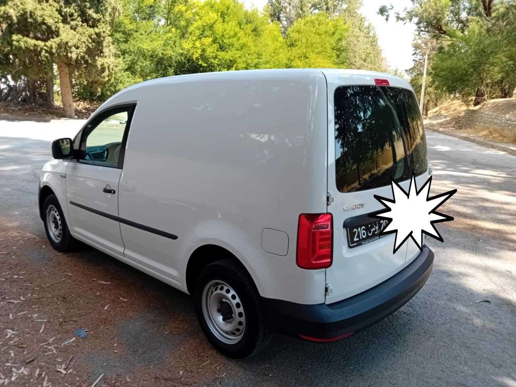 A vendre caddy diesel 1.6 tdi première main année 2020 tel 29907308