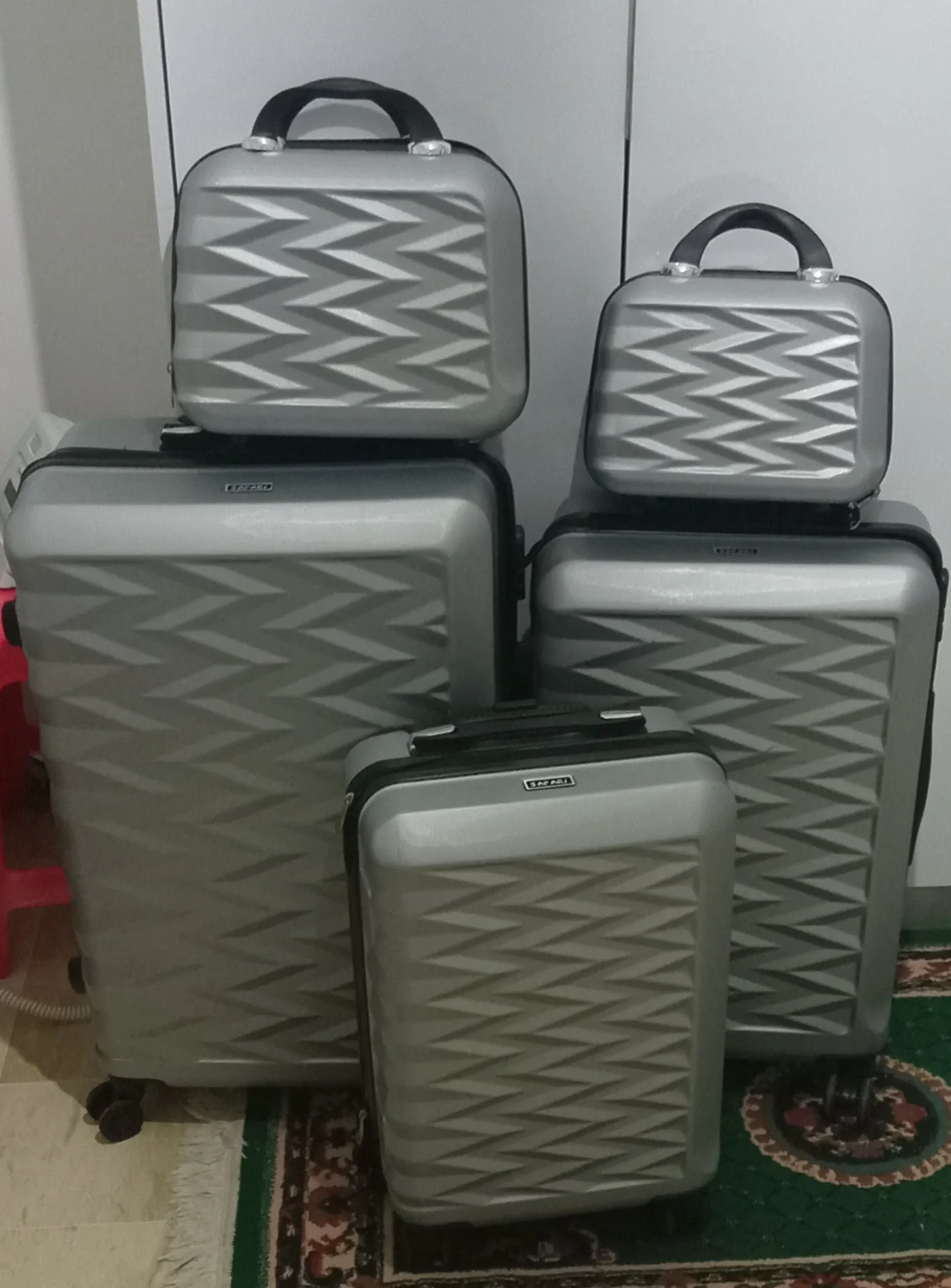 5 valise incassable 