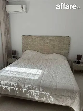 un étage de villa s+3 richement meublé situé à menzah 5