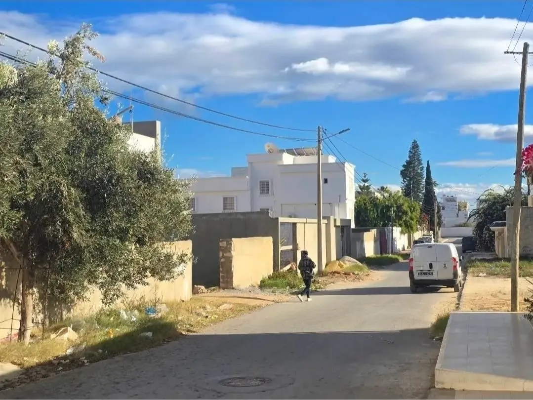 Terrain khezama prè carrefour express khezama hammam_sousse