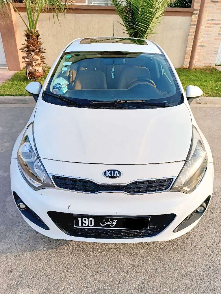 Kia Rio خليجية