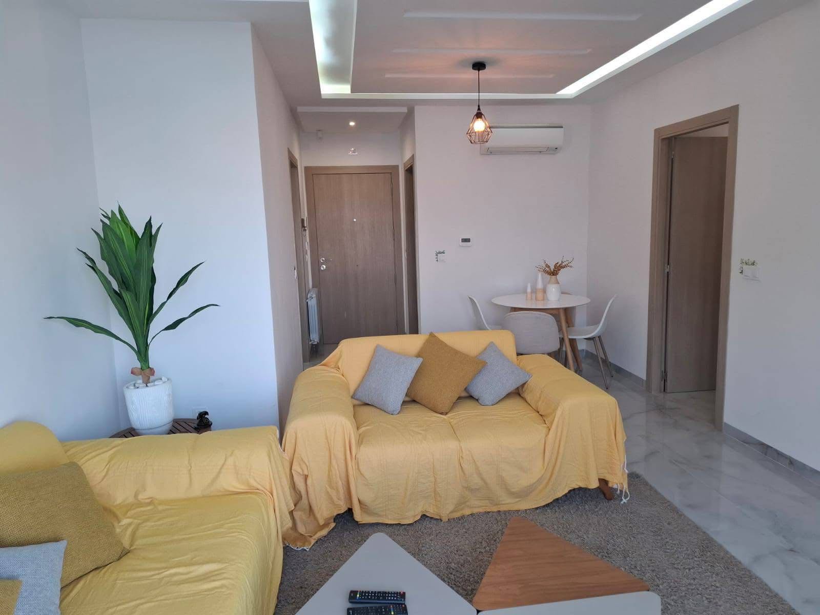 À louer un appartement s+2 meublé à ennaser 2