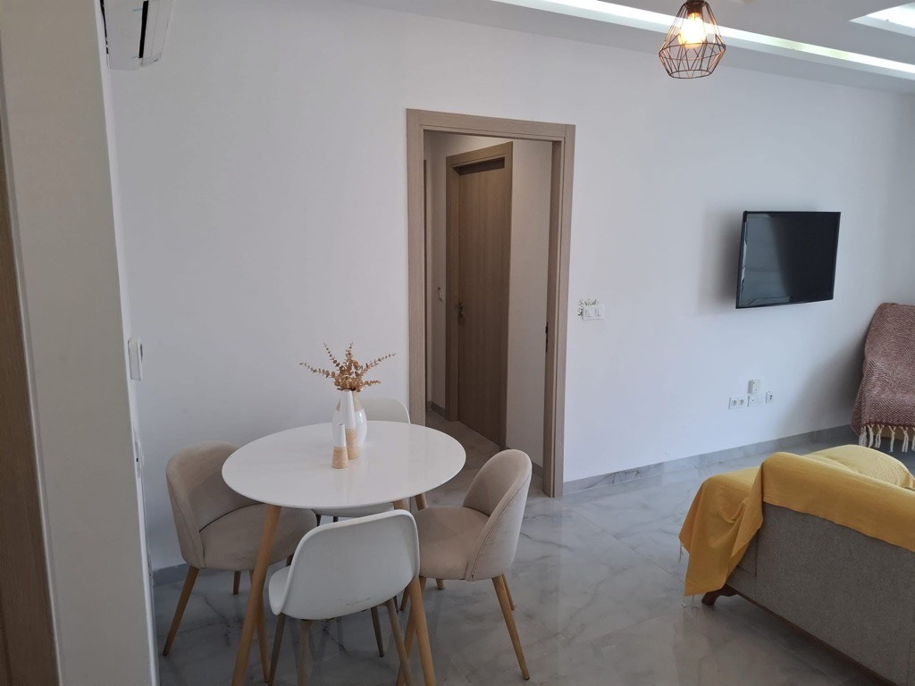 À louer un appartement s+2 meublé à ennaser 2