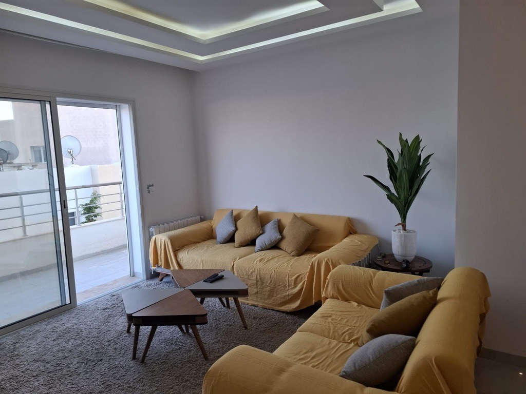À louer un appartement s+2 meublé à ennaser 2