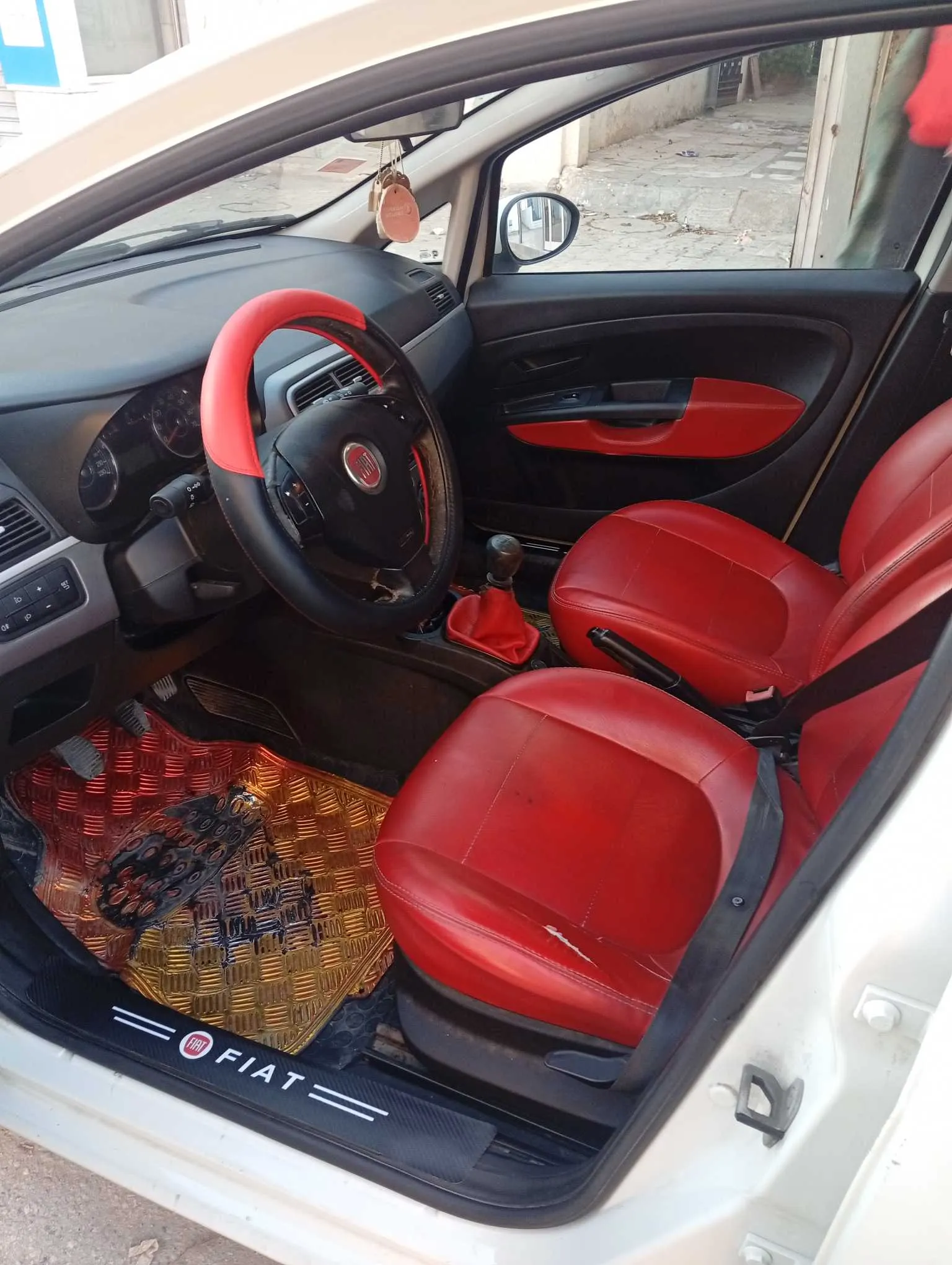 A vendre grandi punto