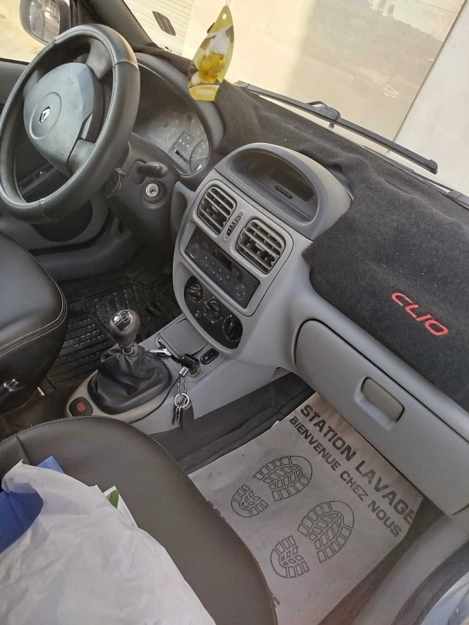 A vendre clio classique