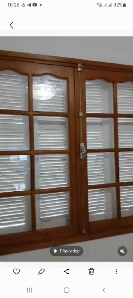 Sur tel 27328454 des articles en bois 