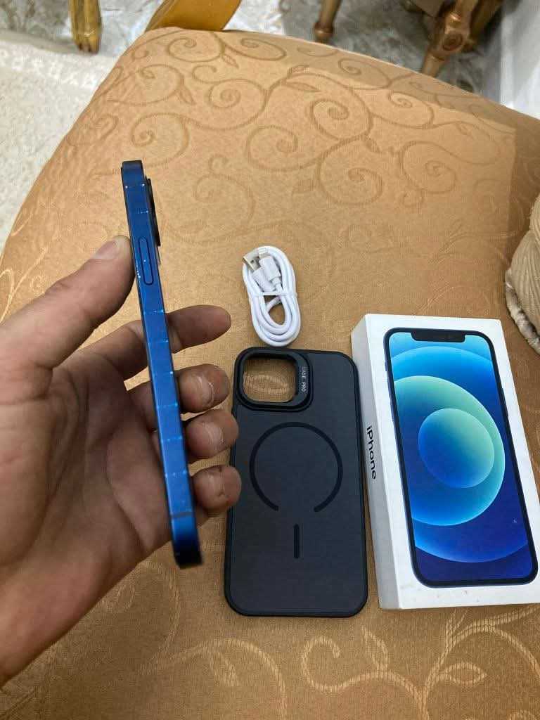 Iphone 12 jamais reparé