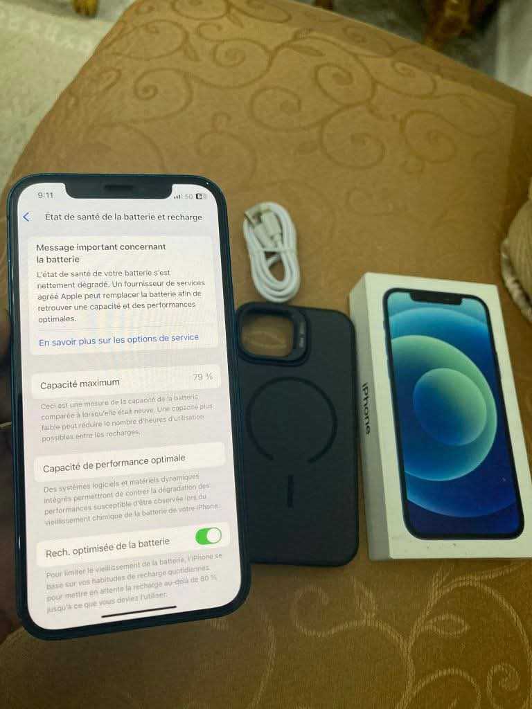 Iphone 12 jamais reparé