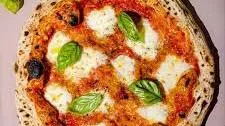 Cherchons pizzaiolo comptoiriste femme de ménage
