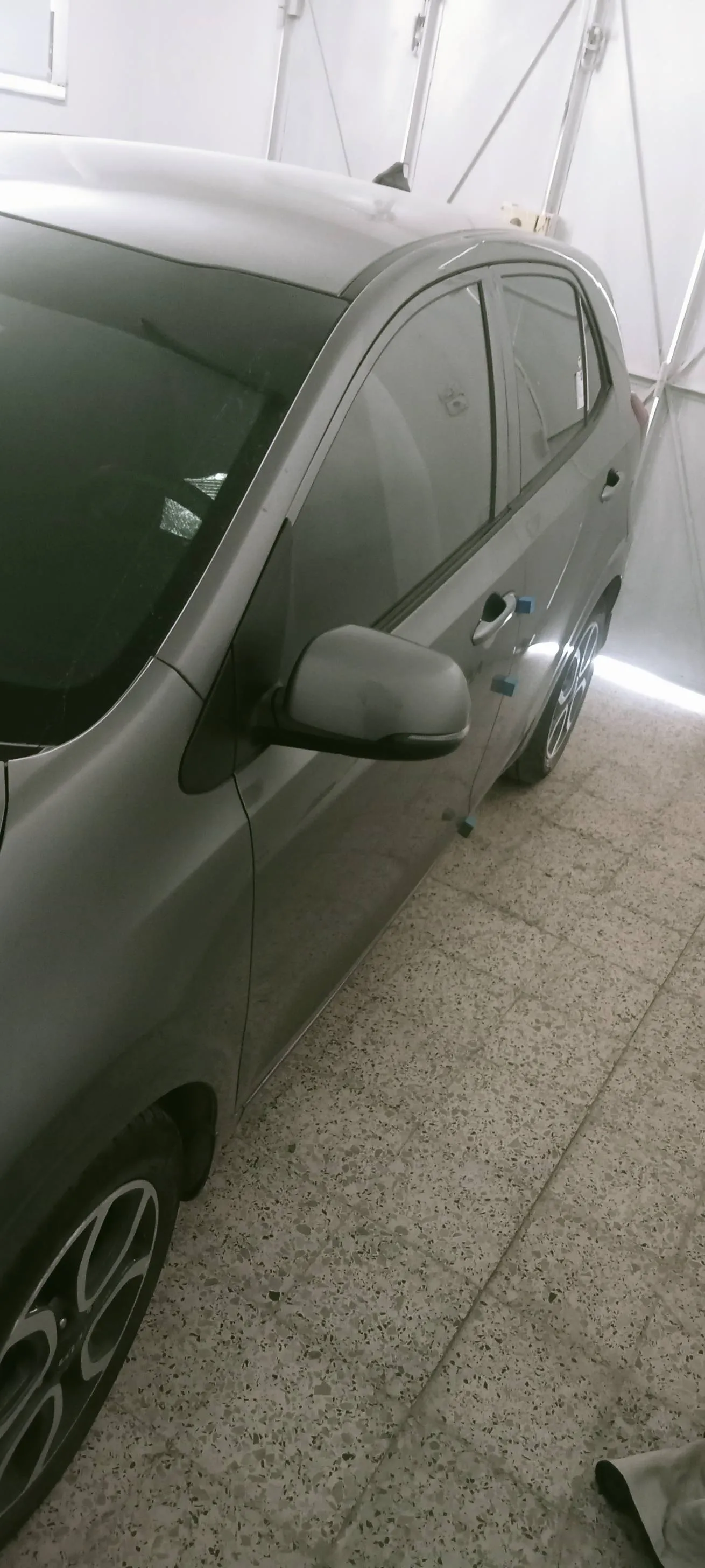 Voiture neuf