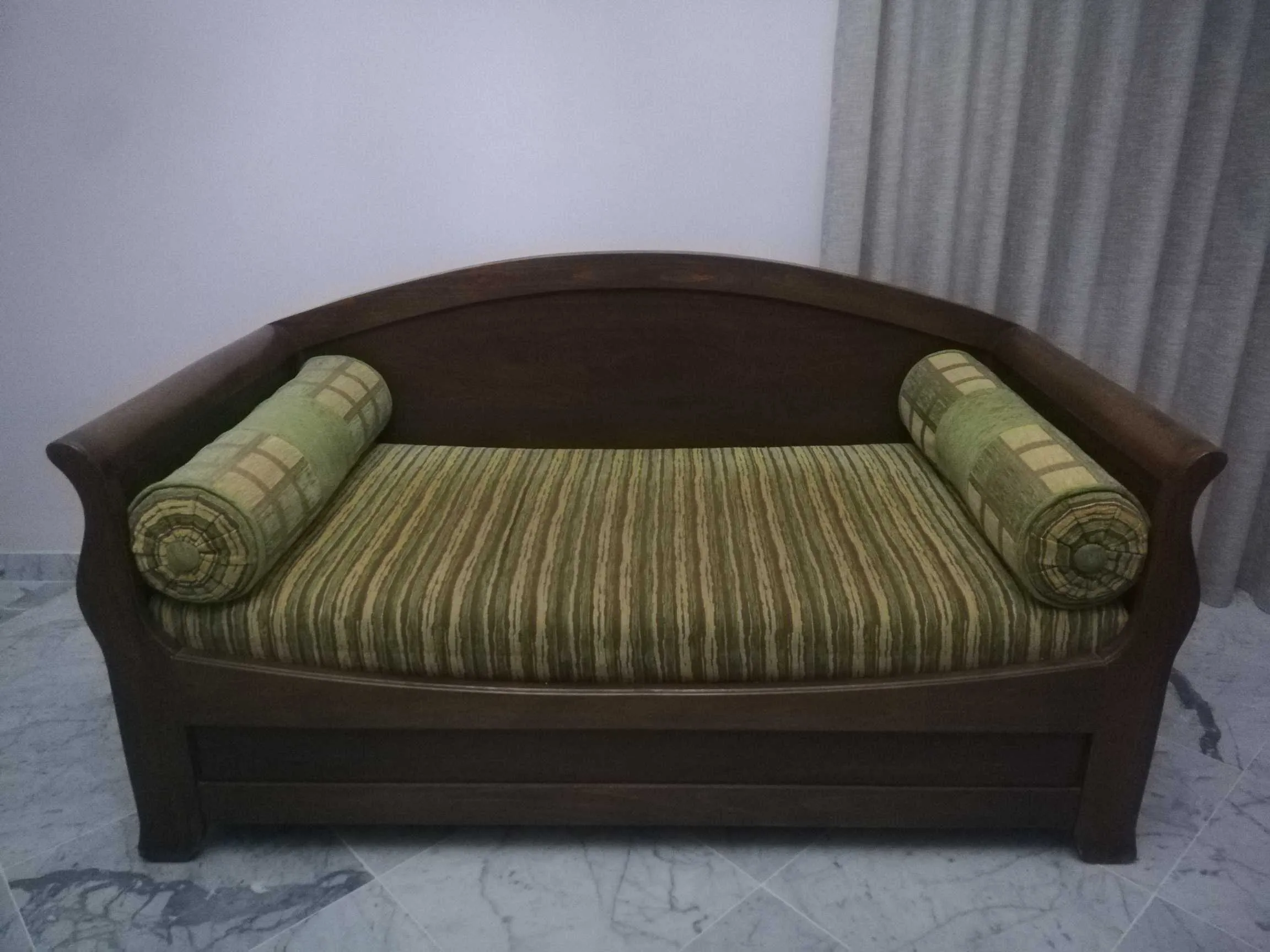 Séjour en bois massif