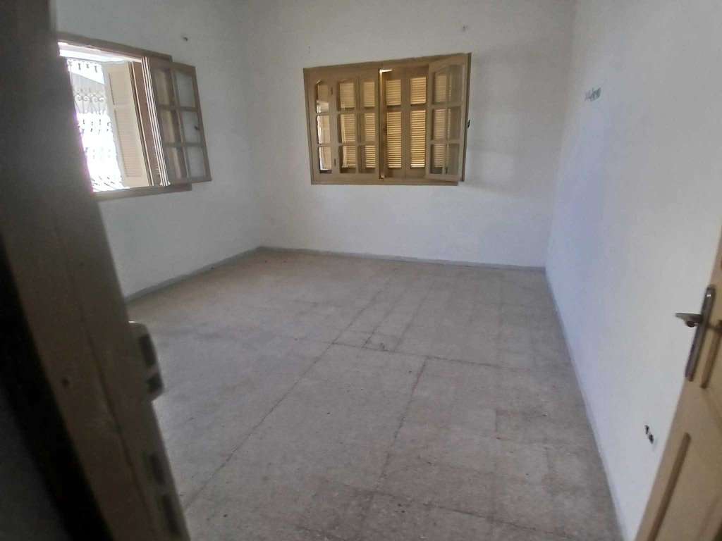 ✨ À LOUER : LOCAL INDUSTRIEL - SIDI ABDELHAMID ✨
Zone Industrielle | Surface Exceptionnelle