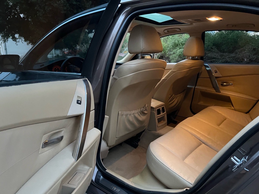 Bmw e60 530i 