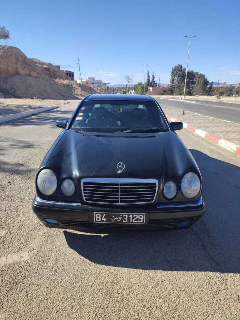 🇩🇪Mercedes-Benz🇩🇪 class E W210
 