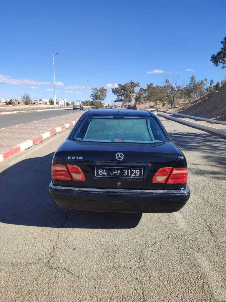 🇩🇪Mercedes-Benz🇩🇪 class E W210
 