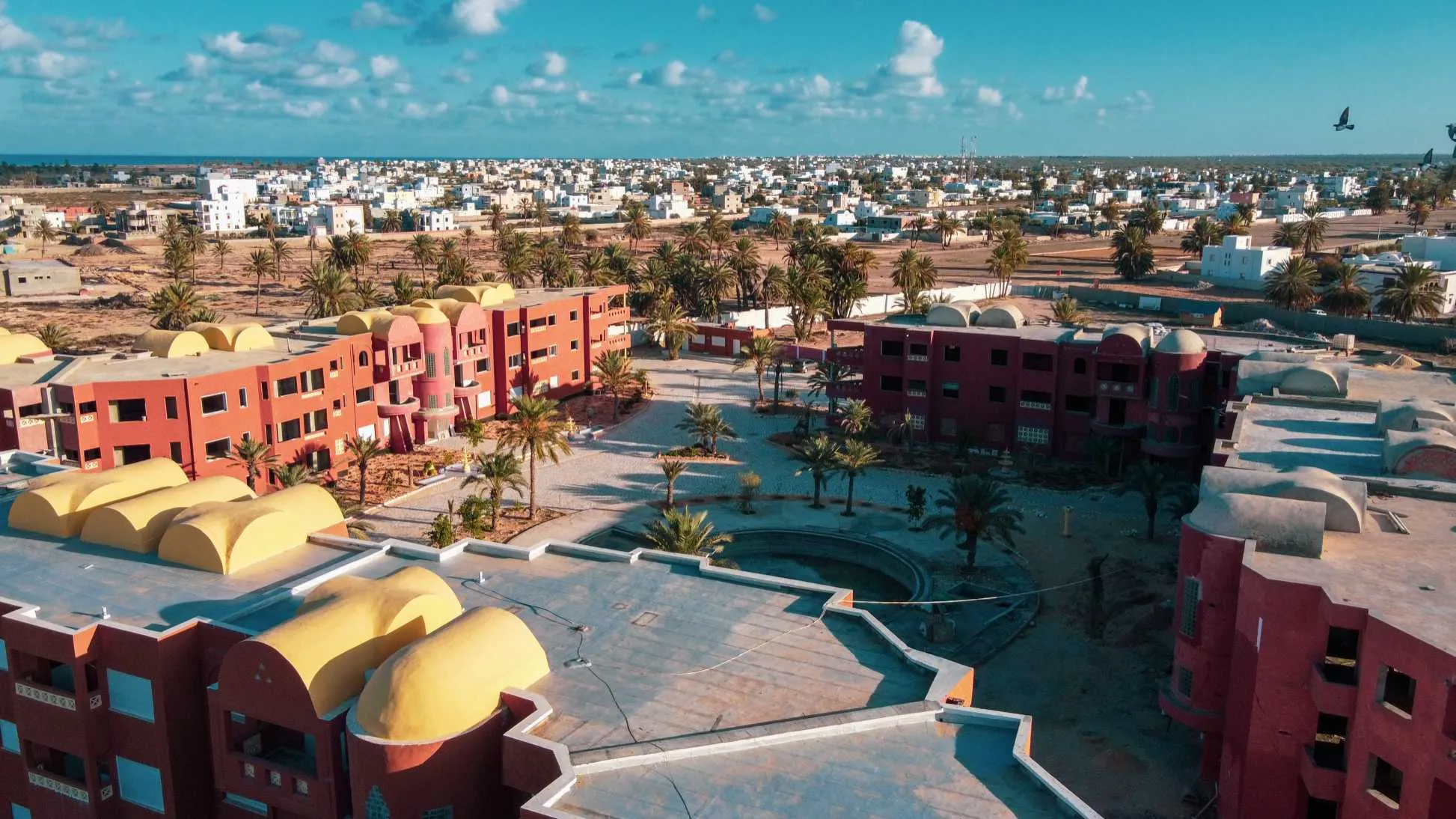 DES APPARTEMENTS ET VILLAS A VENDRE