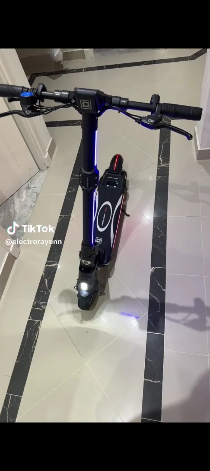 Trottinette électrique dualtron pop
