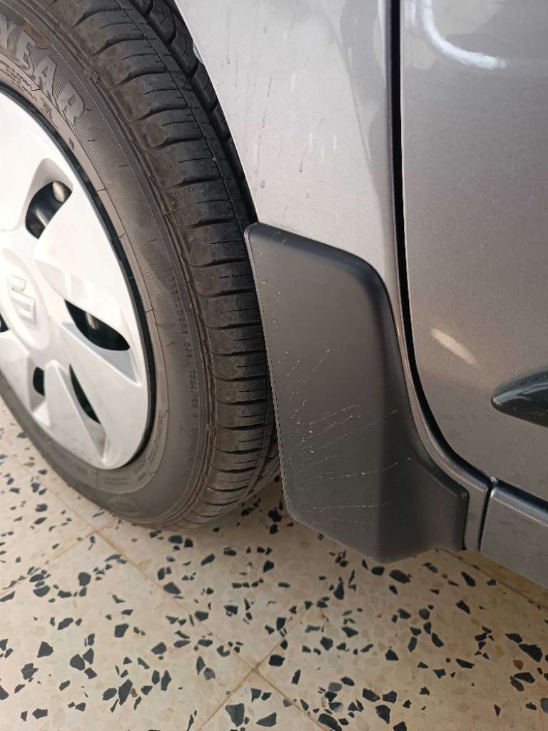 Bavette anti boue pour celerio