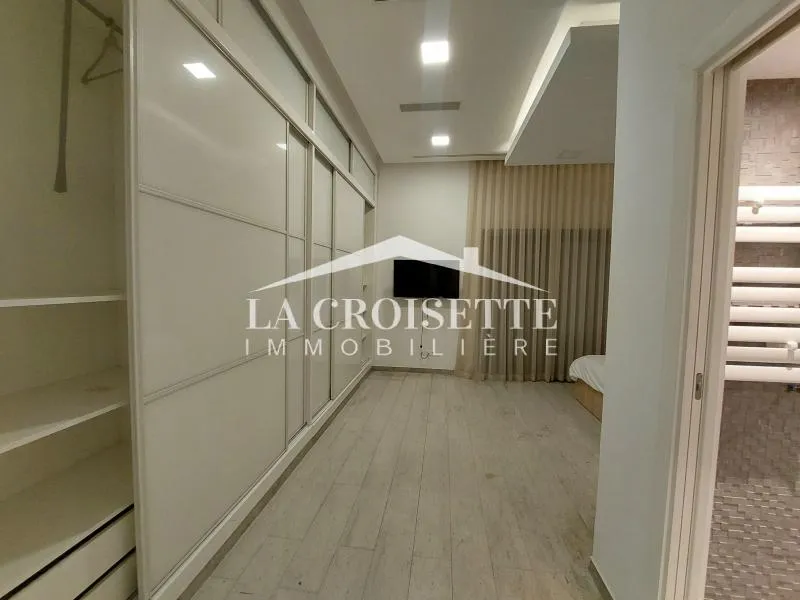 Penthouse s4 avec terrasse et piscine à Gammarth ZPV0002
