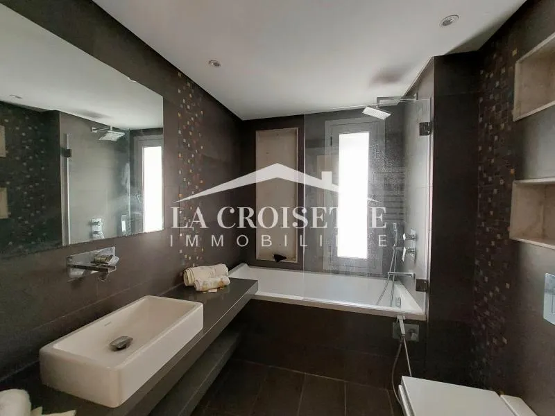 Penthouse s4 avec terrasse et piscine à Gammarth ZPV0002