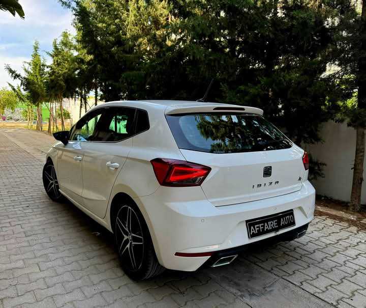 ⛔️SEAT IBIZA FR Boite Auto 4cylindres1.6 2021⛔️
On accepte l'échange des voitures