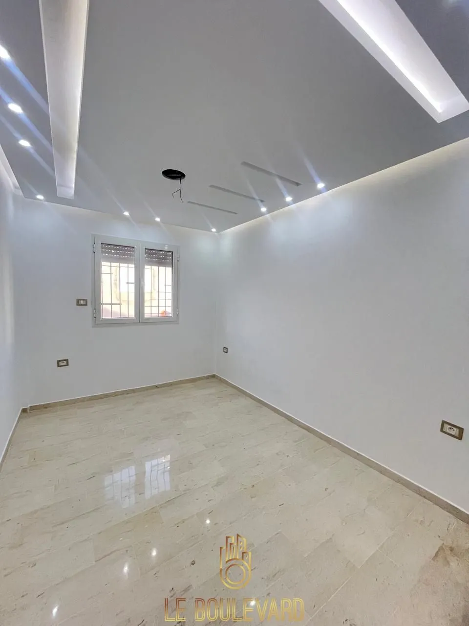 A vendre étage de villa S+2 à AFH Mrezga , Cité El Wafa