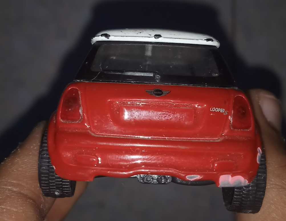 Miniature mini Cooper 