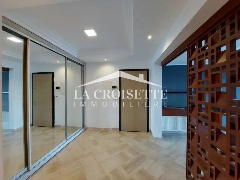 Appartement S+3 Vue Mer à La Marsa MAL1897