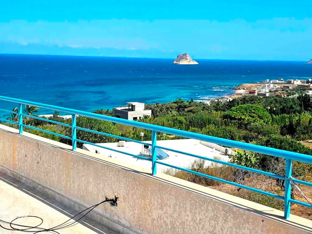 đĄ villa duplex 430 m2 rafraf plage ain mestir đïž